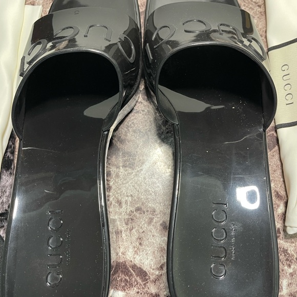 GUCCI 60mm Slide Sandal Black Rubber - Picture 2 of 10